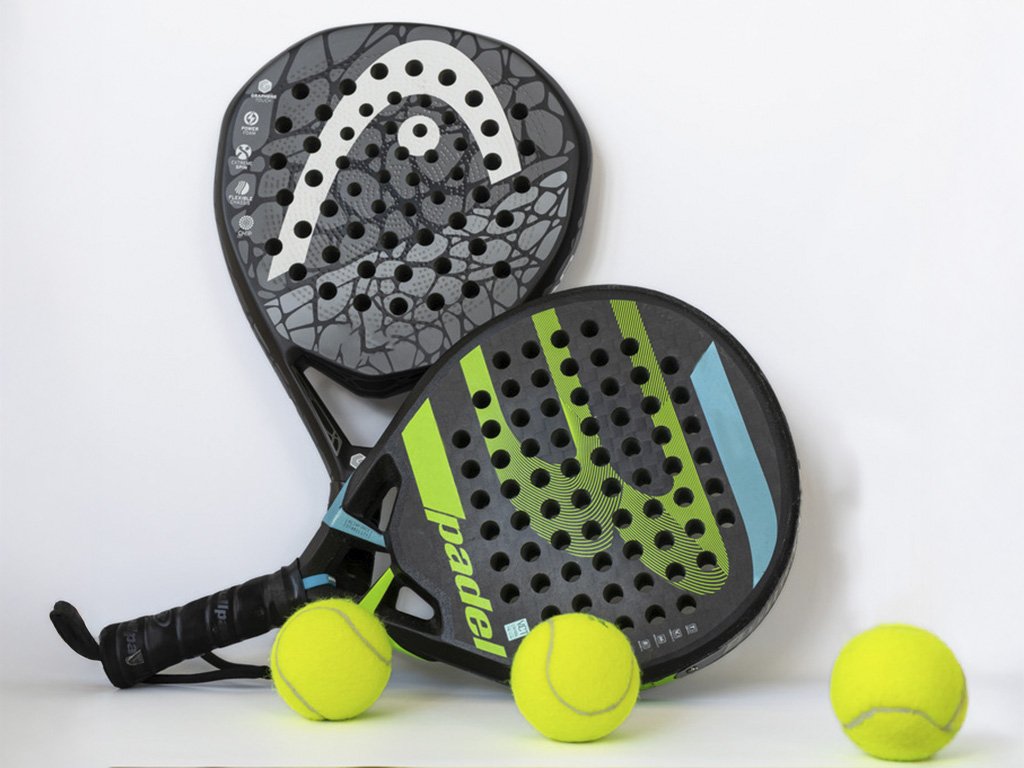 Paletas de pádel con pelotas recicladas - Una forma responsable de disfrutar el deporte